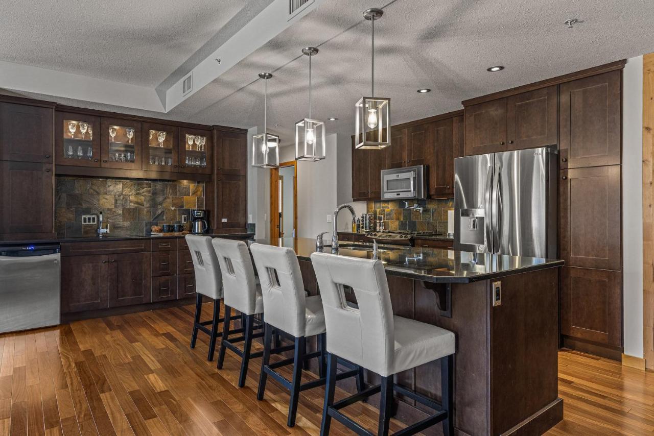 3 Bedroom Condo By Canadian Rockies Vacation Rentals Canmore Esterno foto