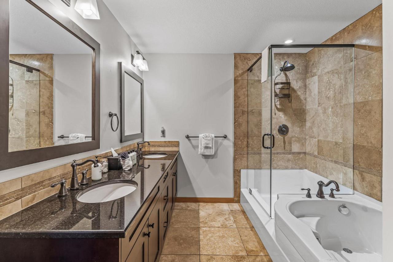 3 Bedroom Condo By Canadian Rockies Vacation Rentals Canmore Esterno foto