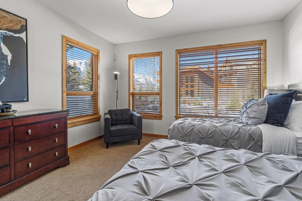 3 Bedroom Condo By Canadian Rockies Vacation Rentals Canmore Esterno foto