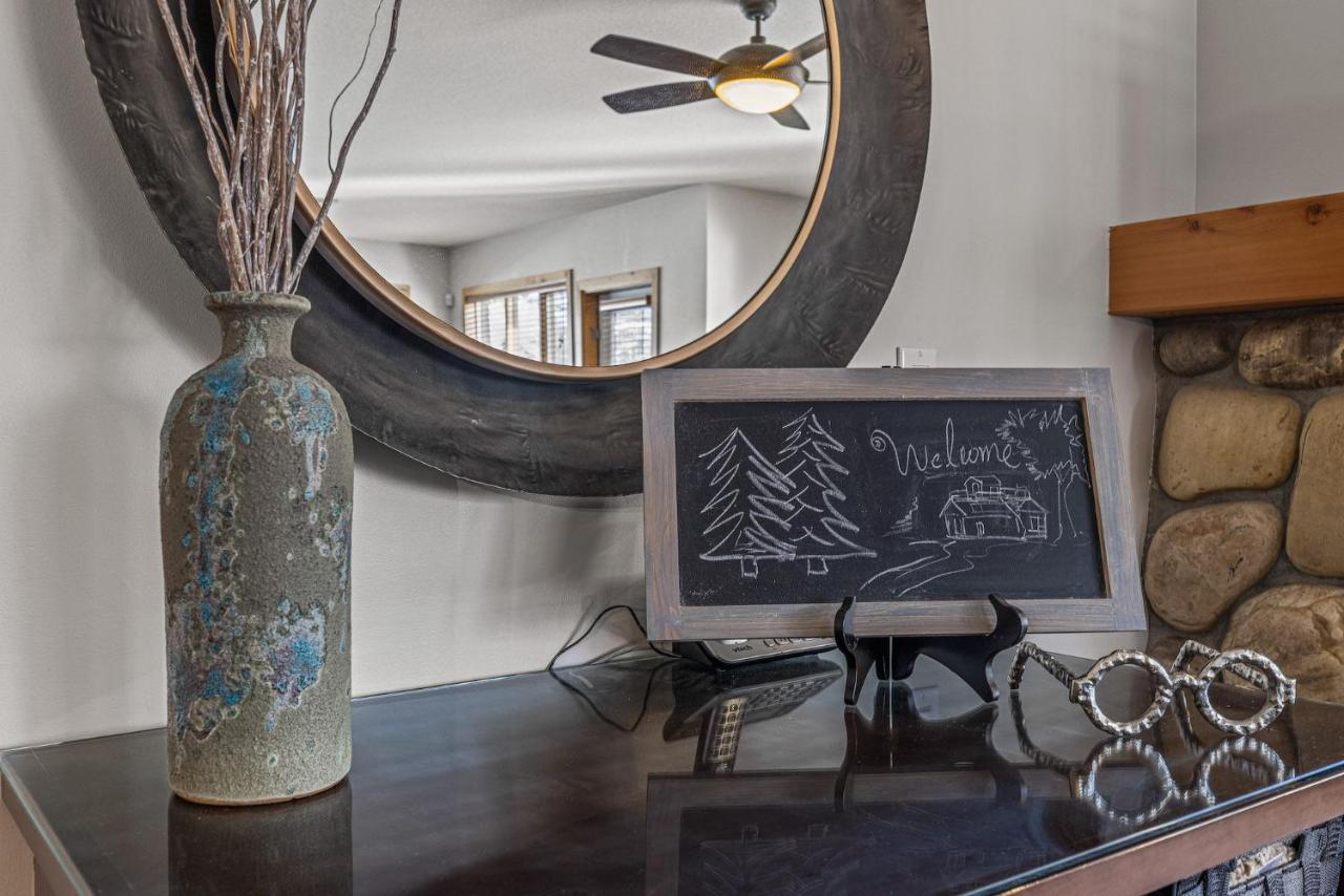 3 Bedroom Condo By Canadian Rockies Vacation Rentals Canmore Esterno foto