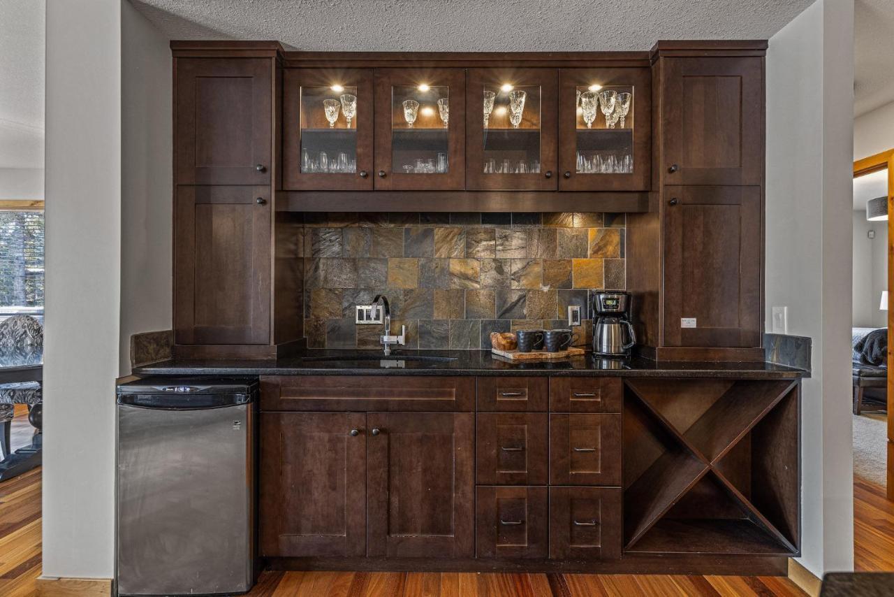 3 Bedroom Condo By Canadian Rockies Vacation Rentals Canmore Esterno foto